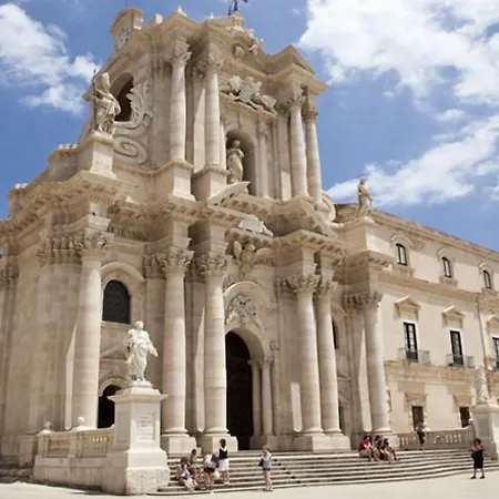 Le Muse Сиракузы